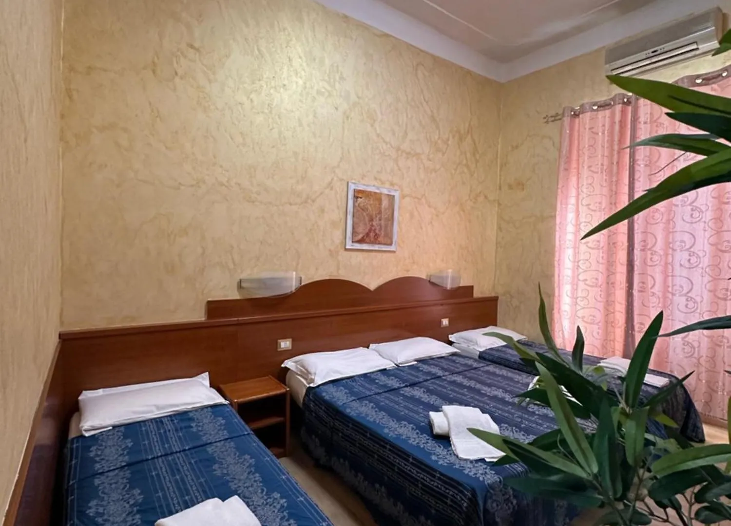 Hotel Casali Rzym 2*,  Włochy