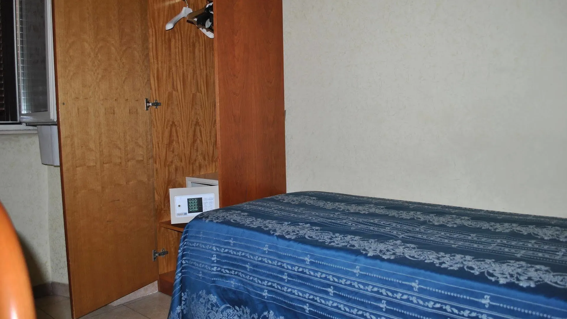 Hotel Casali Rzym 2*,  Włochy